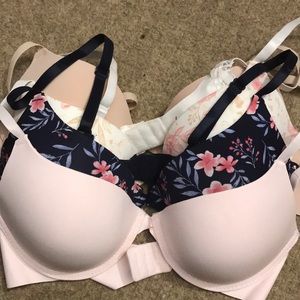 4 (four) Laura Ashley Bras